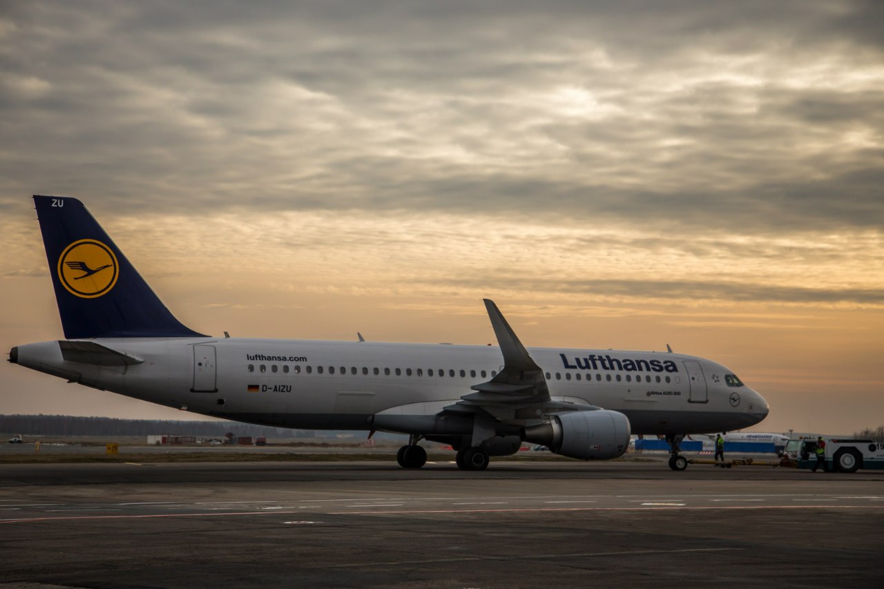 Авиаконцерн Lufthansa сократит около 1,1 тысячи пилотов