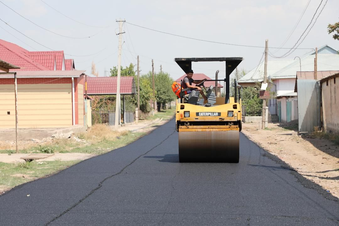 В Сарыагашском районе отремонтируют более 100 км дорог