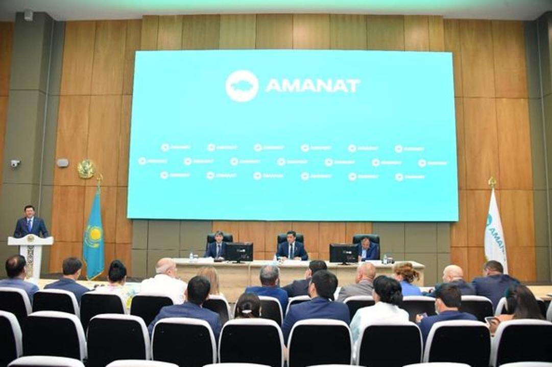 Состоялось очередное заседание фракции партии «AMANAT» в Туркестанском областном маслихате