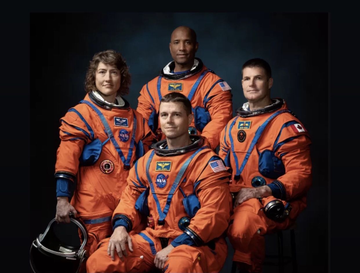 НАСА опубликовала список членов команды лунной миссии
