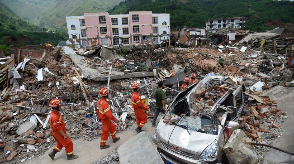 Более 100 человек погибли в результате землетрясения в Китая