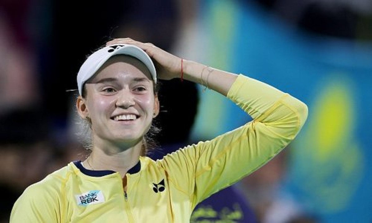 Елена Рыбакина снялась с четвертьфинала в Дубае из-за  заболевания ЖКТ