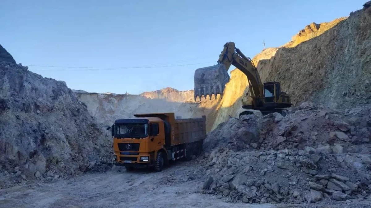 Могилы нет: До сих пор ищут тело погибших на шахте Майкаиын