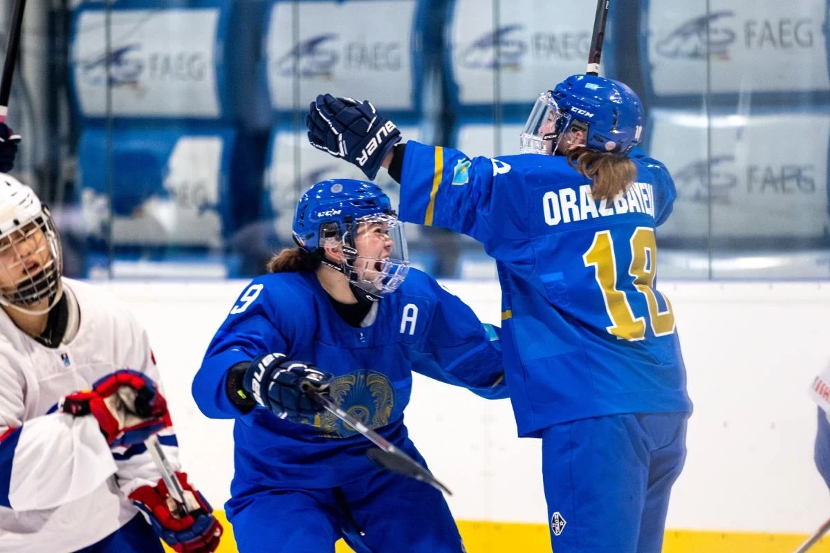 Сборная Казахстана по хоккею стала победителем чемпионата мира