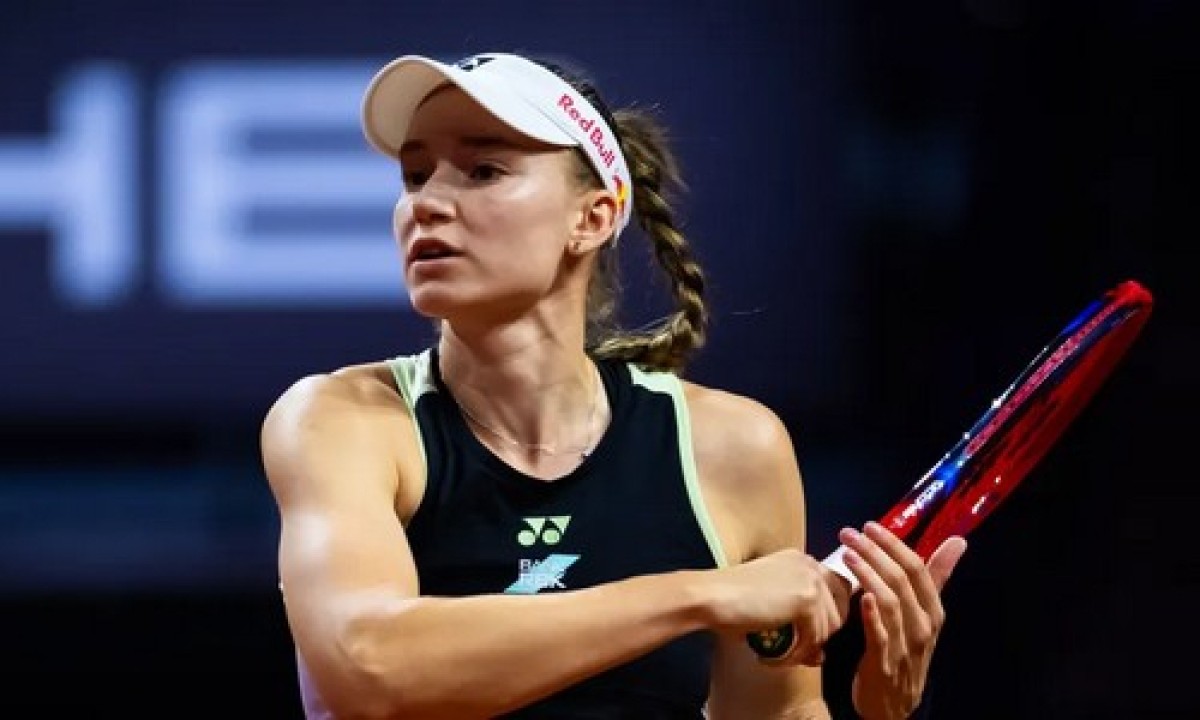 Елена Рыбакина разгромила лучшую теннисистку мира