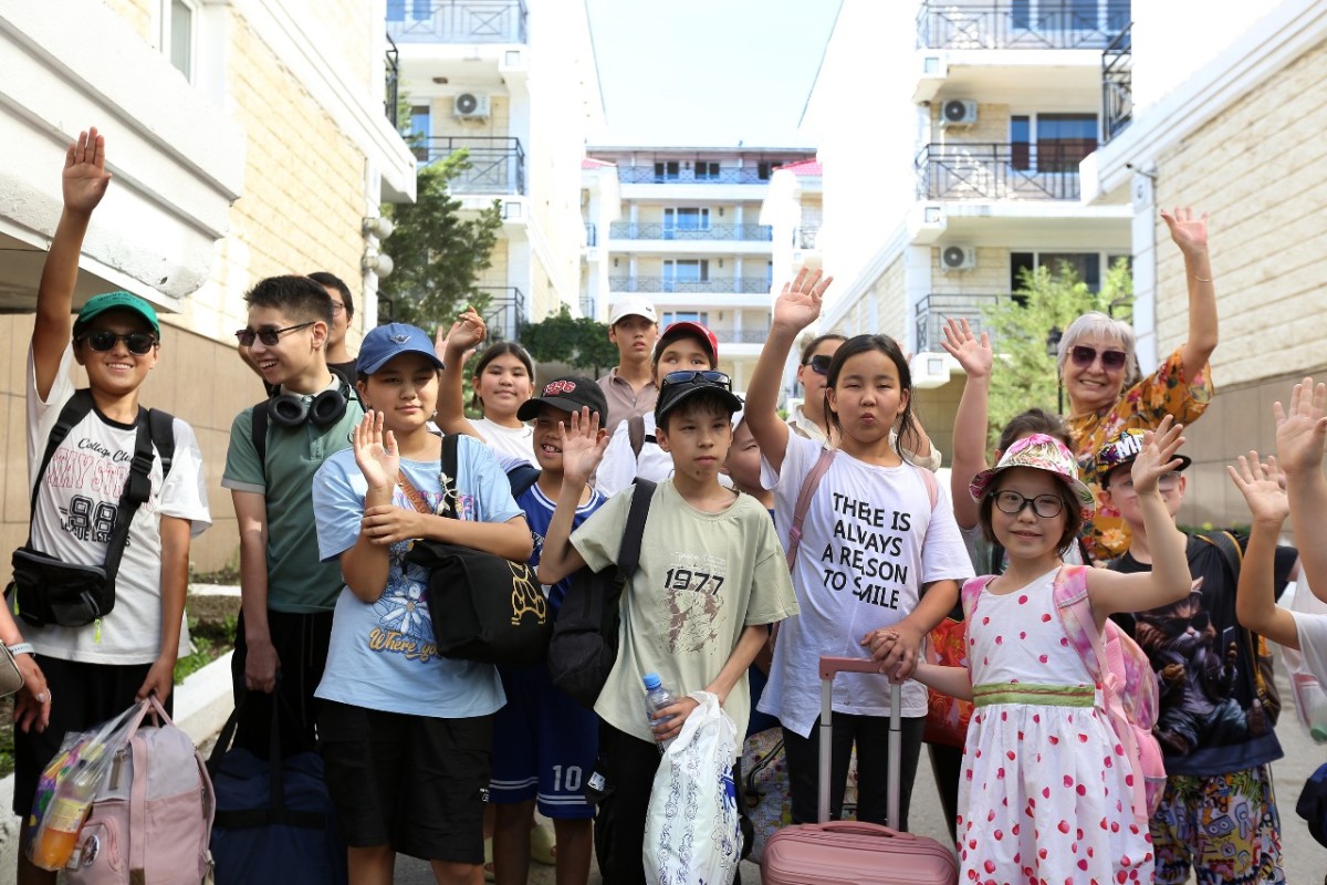 В Алматы дан старт летнему отдыху детей в загородных лагерях