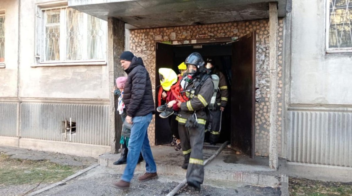 В Усть-Каменогорске произошел пожар