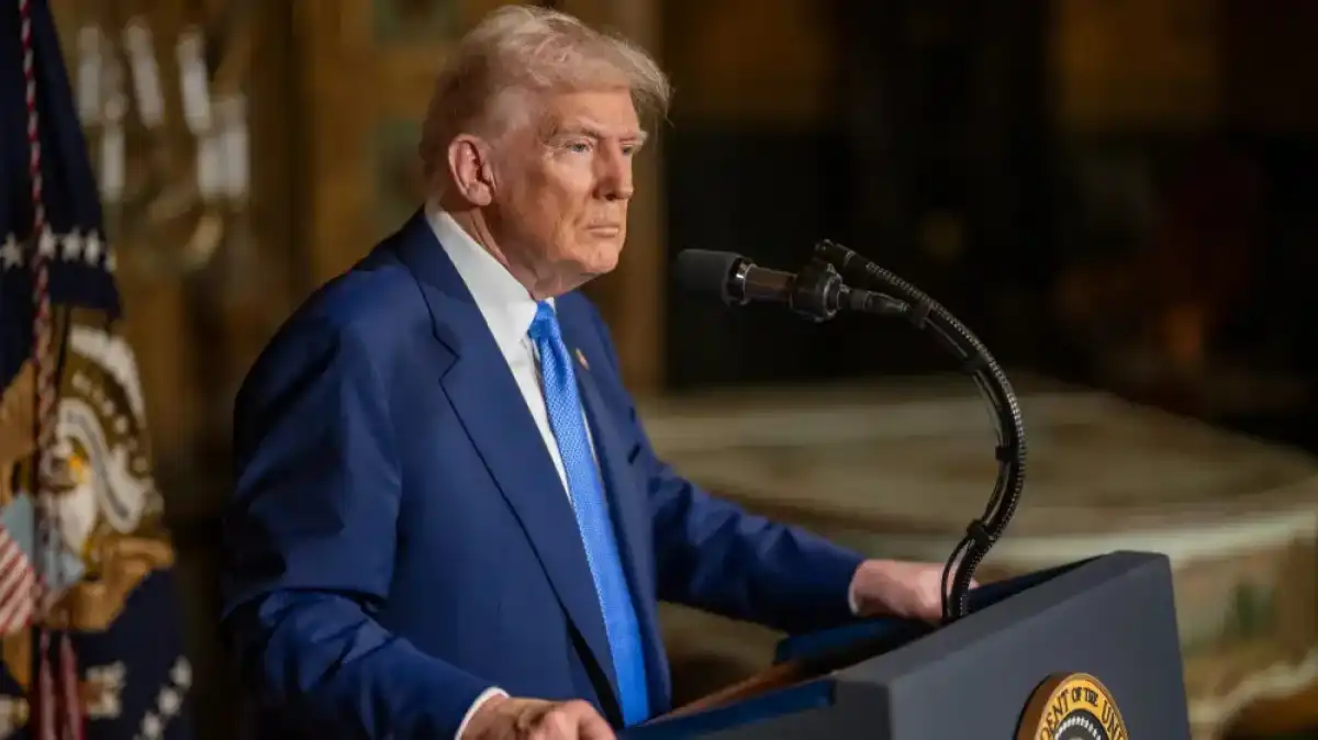 Трамп ввел 100-процентный тариф на фильмы из-за рубежа