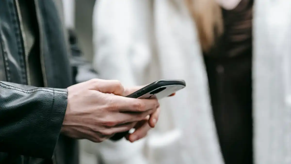Некоторым казахстанцам запретили использовать ChatGPT