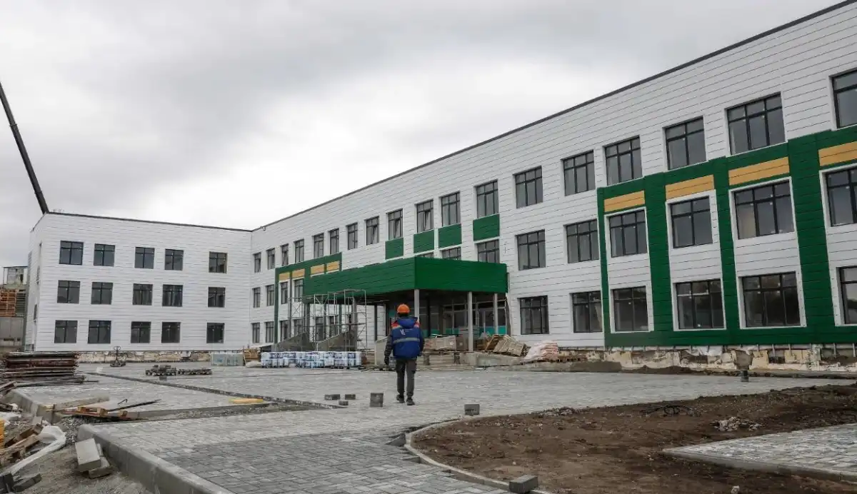 В Усть-Каменогорске строят комфортную школу