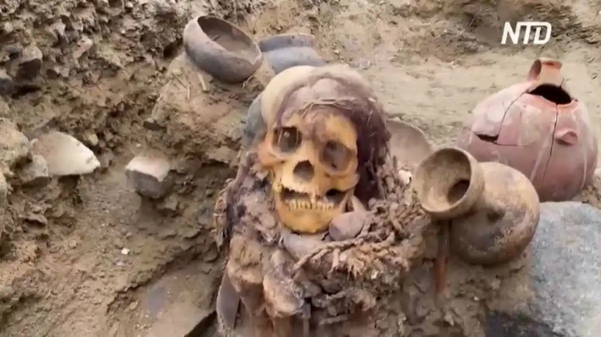 1000-летнюю мумию случайно нашли рабочие в Перу