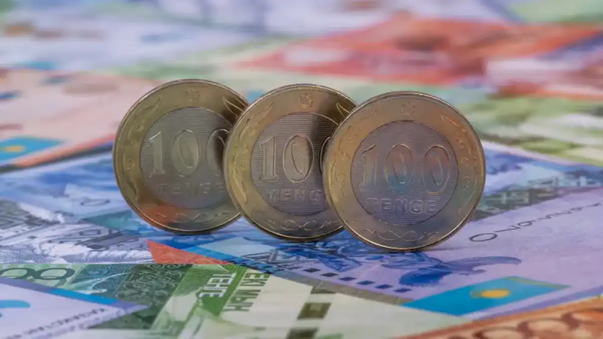 В Минтруда анонсировали повышение минимальной зарплаты