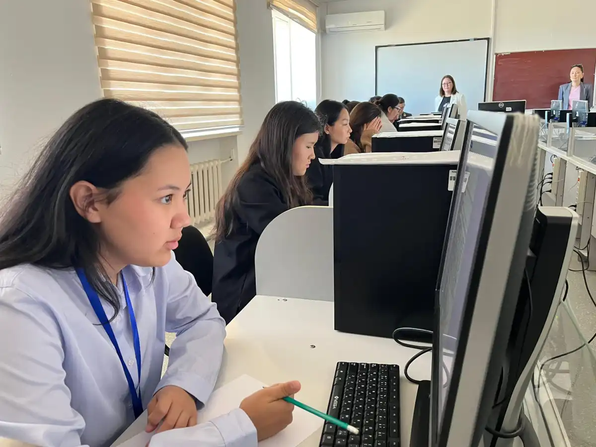 Электронные цифровые надписи: какие возможности у казахстанцев?