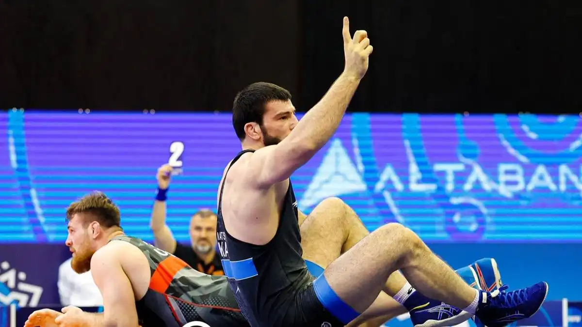 Юсуф Мациев принес Казахстану серебро на молодежном чемпионате мира