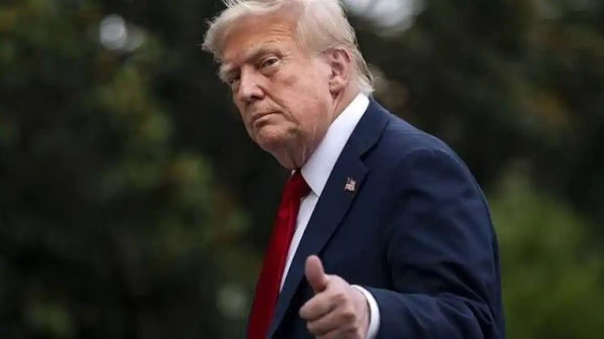 Трамп: каждый американец может получить по две тысячи долларов