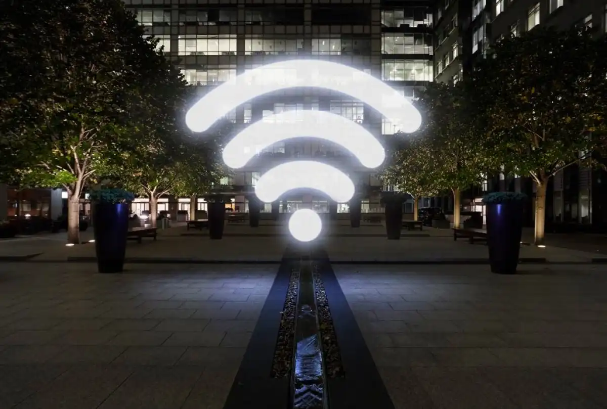 Не открывайте банковские приложения в открытом Wi-Fi