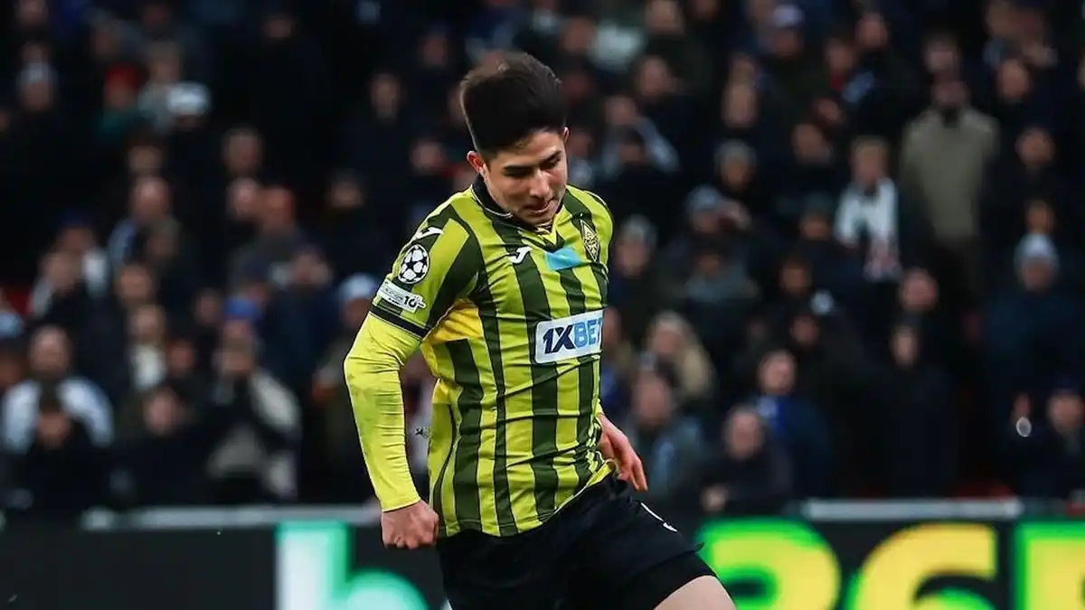 Дастан Сатпаев вошёл в историю Лиги чемпионов