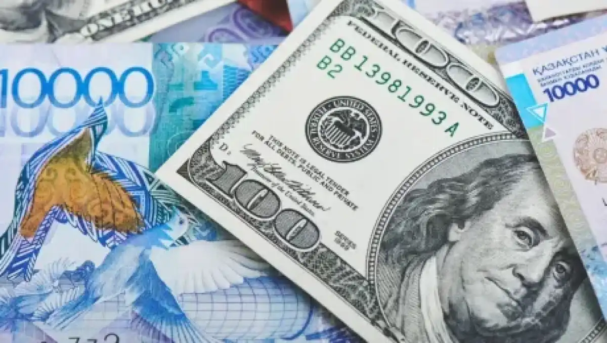 Почему удешевление доллара не снизило цены в Казахстане