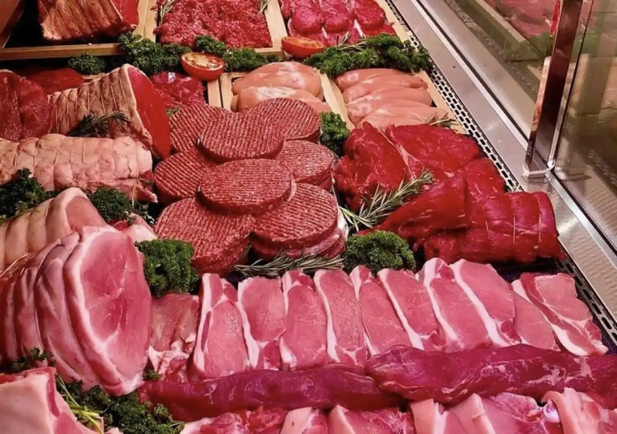 Бектенов поручил продавать удешевлённую говядину по всей стране