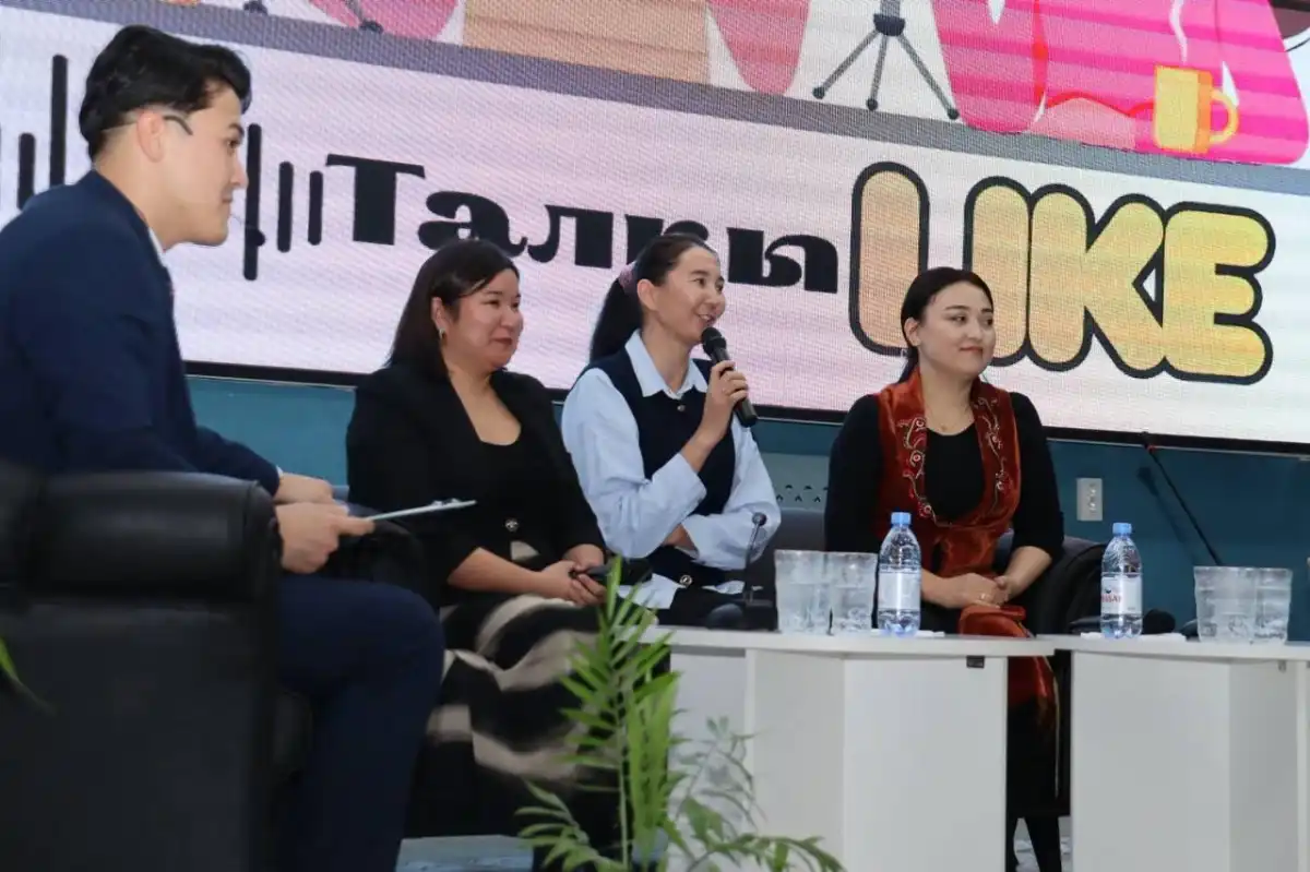 В школе Мунайлинского района открылась подкаст-студия