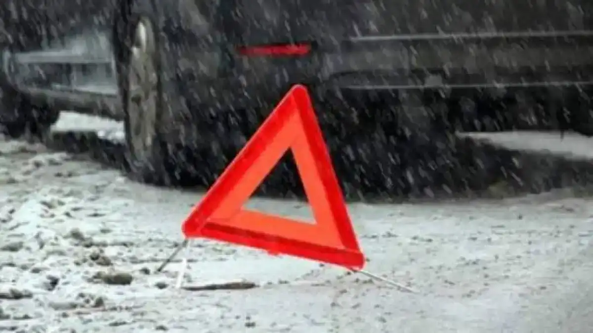 Смертельное ДТП в Астане: автомобиль выехал на встречную полосу, погибли два человека (+ВИДЕО)