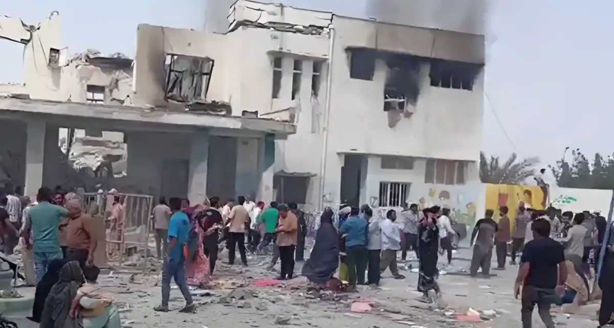 В Иране в результате падения израильской ракеты на школу погибли 40 учеников