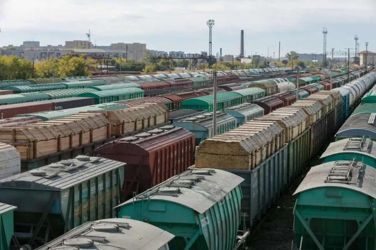 В Алматы задержан руководитель филиала «Казтемиртранс»: речь идет о взятке в 540 млн тенге