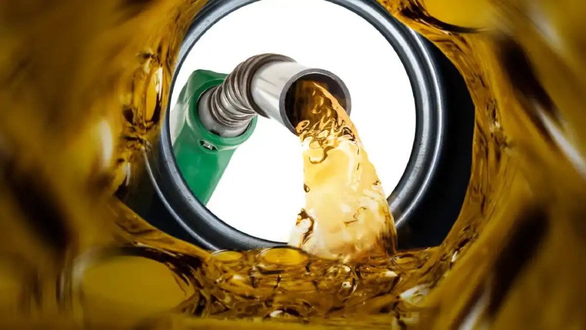 Мировой рынок топлива под давлением: цены растут на фоне геополитики