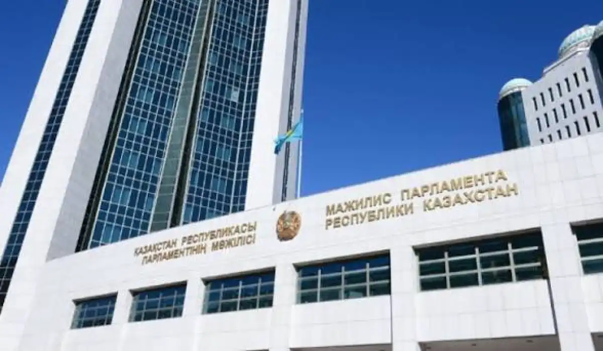 Мажилис взял в работу законопроект о «Қазақстан Халық Кеңесі»