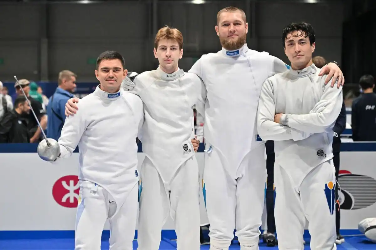Казахстанские шпажисты впервые в истории вышли в финал чемпионата мира