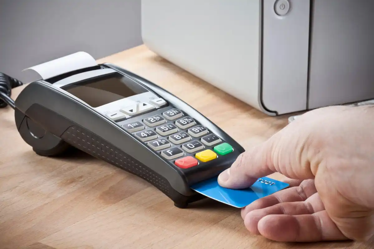 QR-платежи в Казахстане обогнали оплату через POS-терминалы