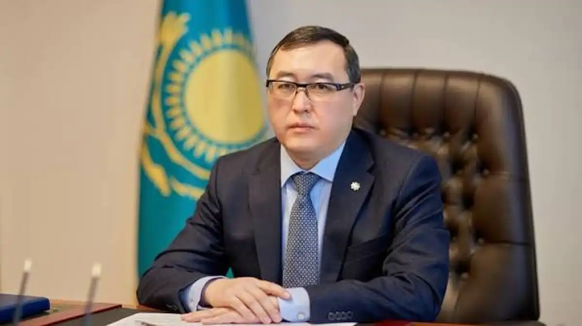 Токаев освободил Султангазиева от должности акима Алматинской области