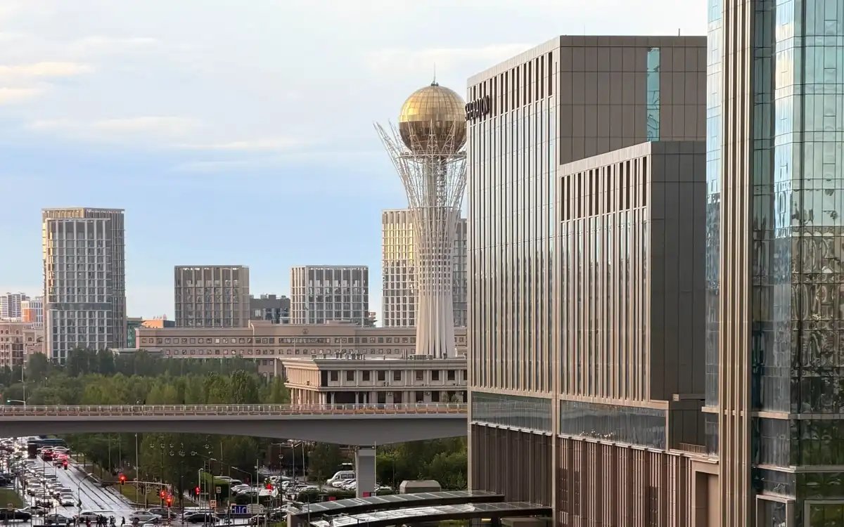 S&P повысило оценку рисков банковского сектора Казахстана