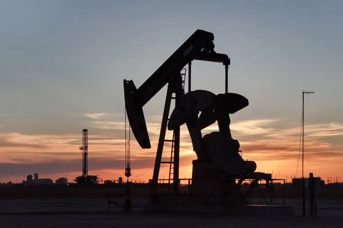 Цены на нефть резко выросли на фоне конфликта США и Ирана