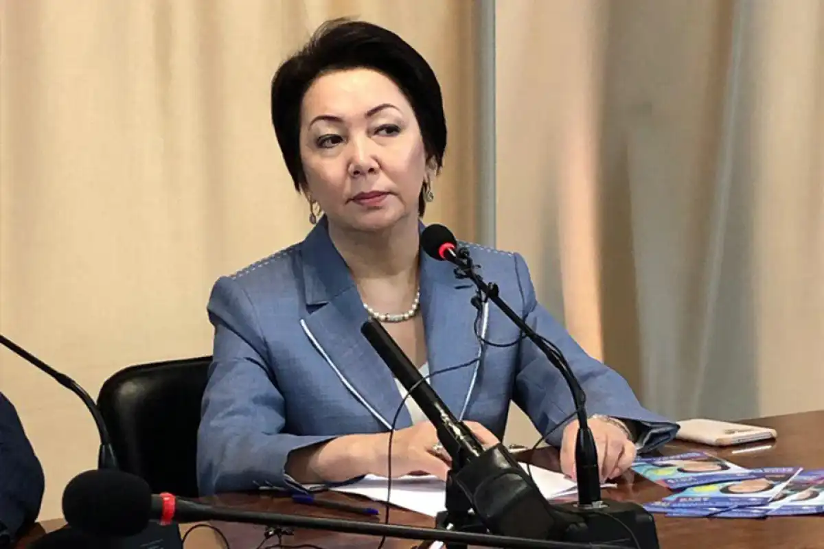 Еспаева объяснила новые правила для журналистов в Курултае