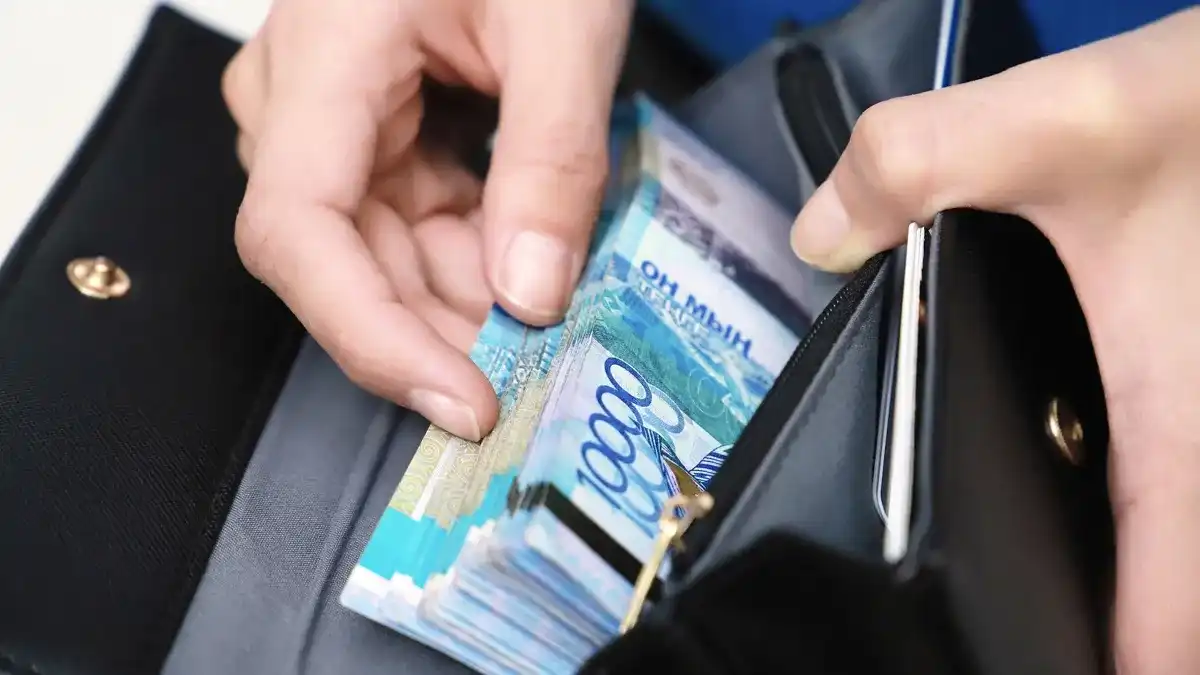 ⁠85 тысяч тенге - не окончательно? В Казахстане обсудят МЗП
