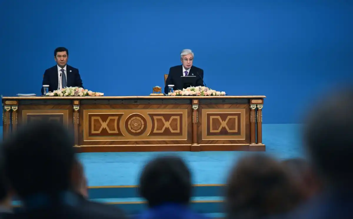 Токаев о досрочном прекращении полномочий маслихатов