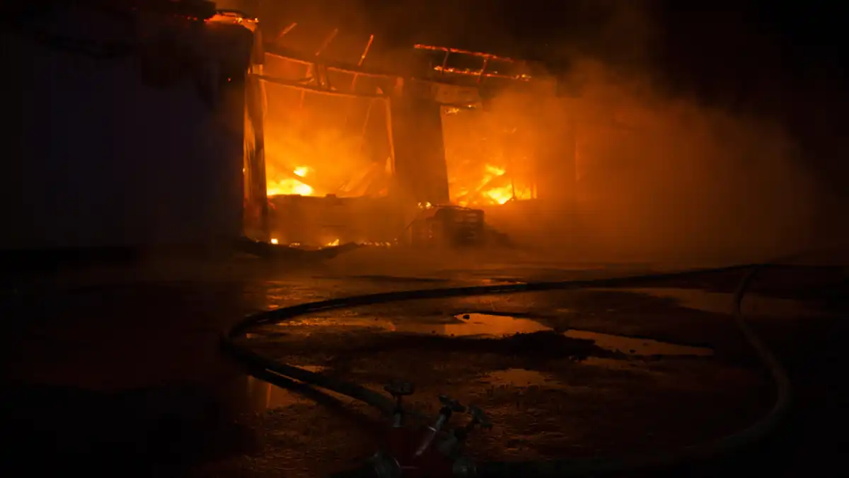 Трое детей погибли при пожаре в доме в области Жетысу